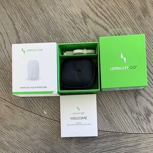 Upright Go Posture Trainer in Green, NWT in bix